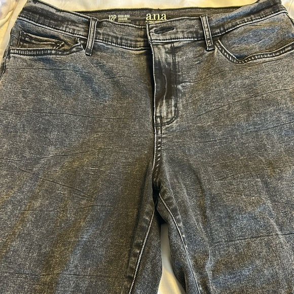 A.N.A Jeggings - Picture 3 of 5